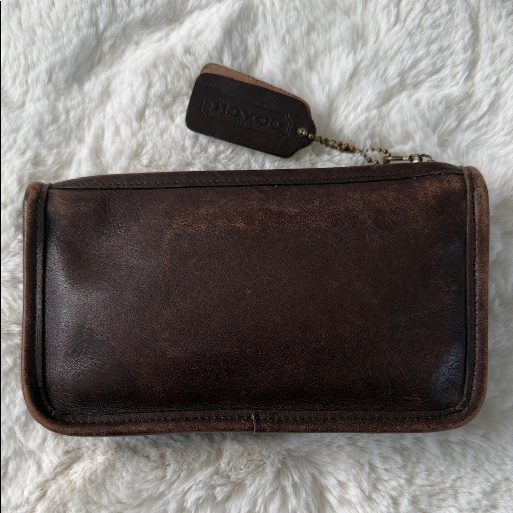 Vintage Mahogany Brown Leather Coach Chunky 7165 Cosmetic
Bag Pouch w/ Hangtag - Picture 7 of 10